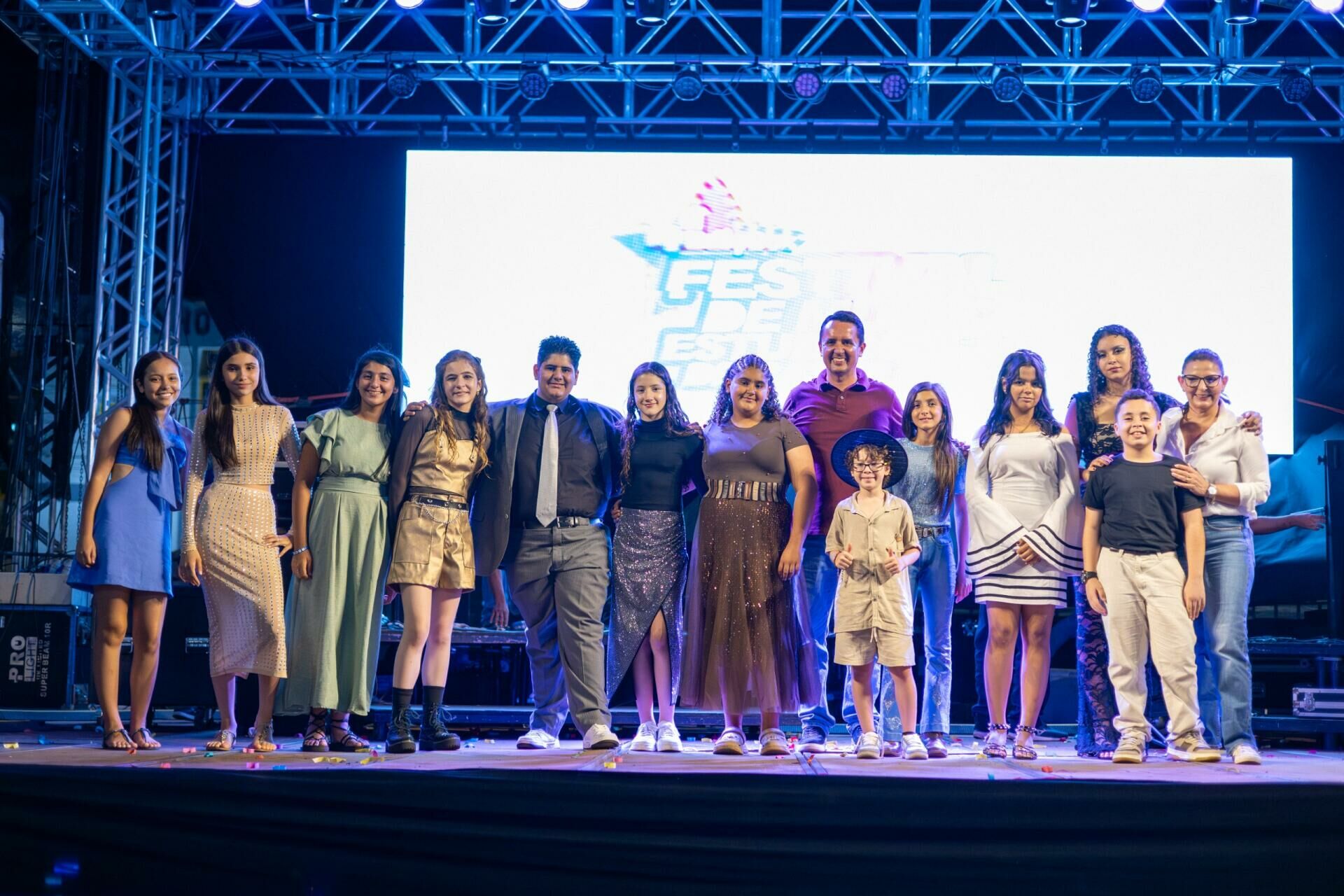 Imagem de compartilhamento para o artigo Prefeitura de Cassilândia encerra IV Festival de Música com show de João Bosco & Vinícius; Veja a lista dos vencedores  da MS Todo dia